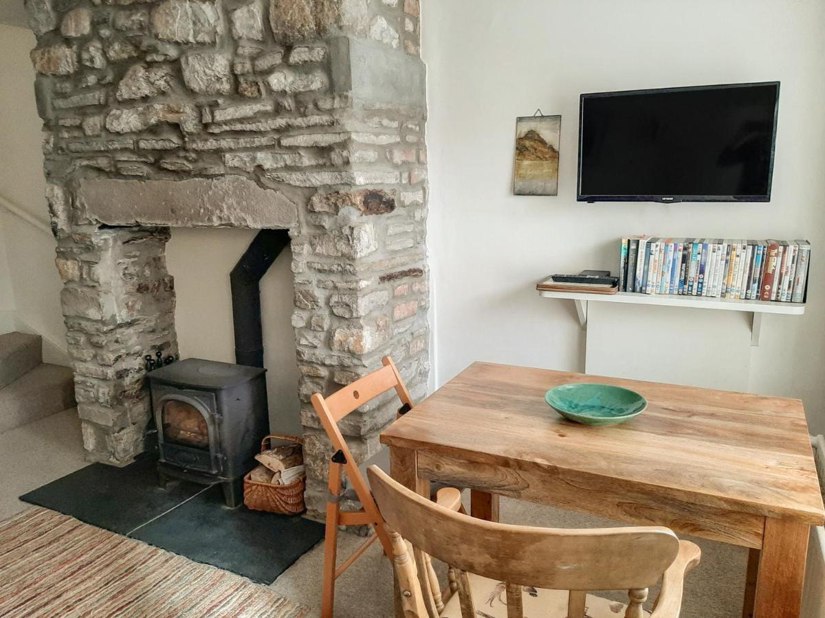 Back * Kirkby Lonsdale